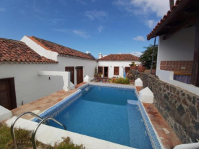 Well home Beautiful 2-Bedroo Villa in La Laguna